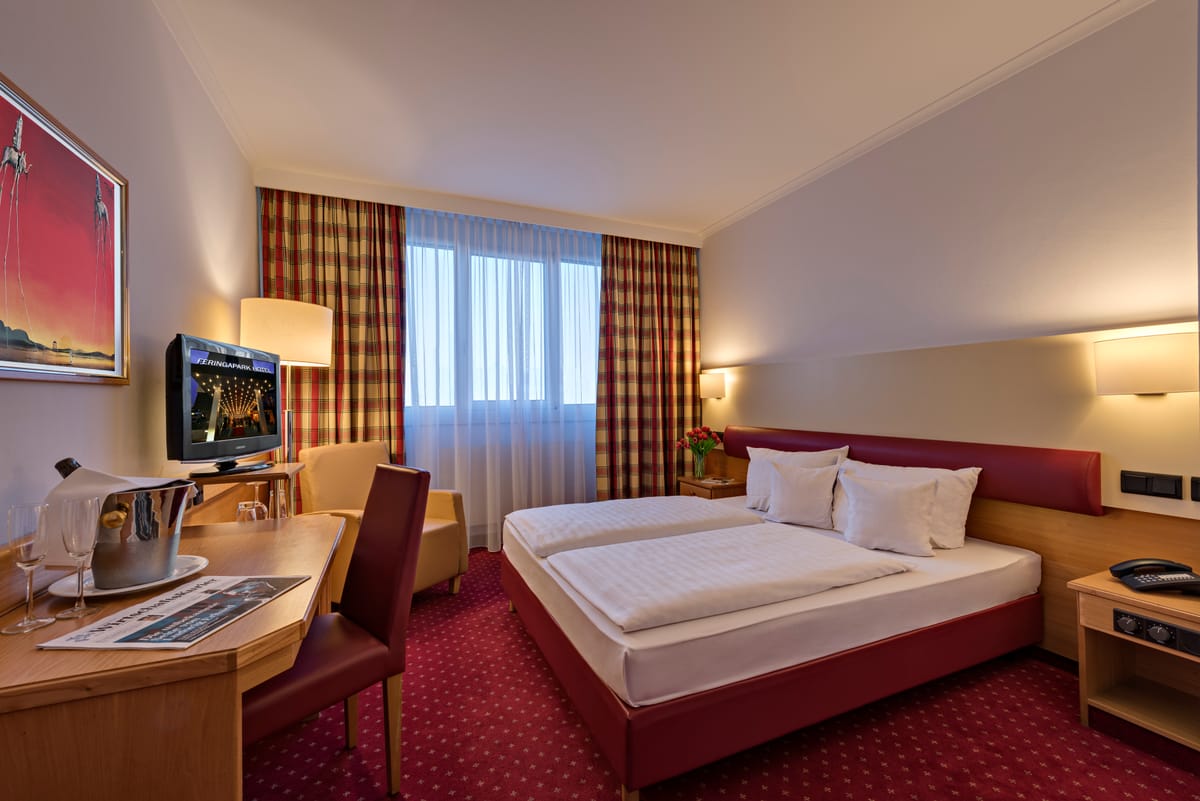 Feringapark Hotel — 3