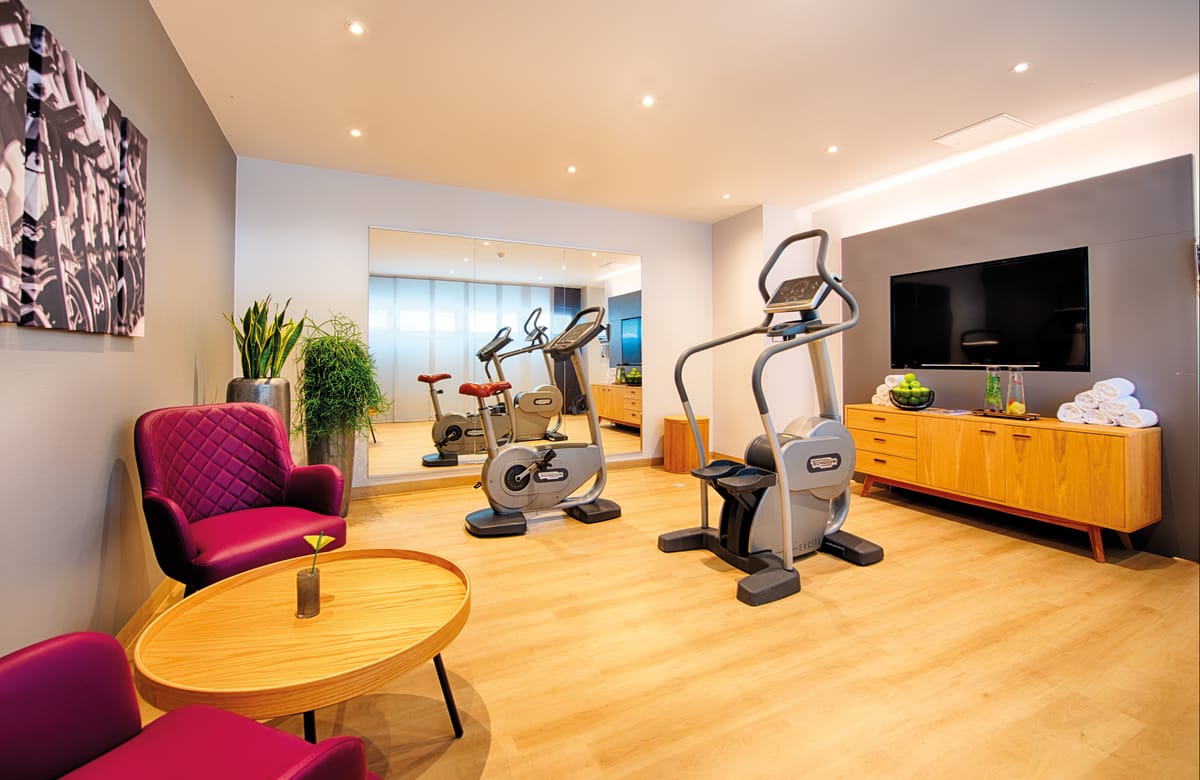 Leonardo Hotel Munich Arabellapark — 2