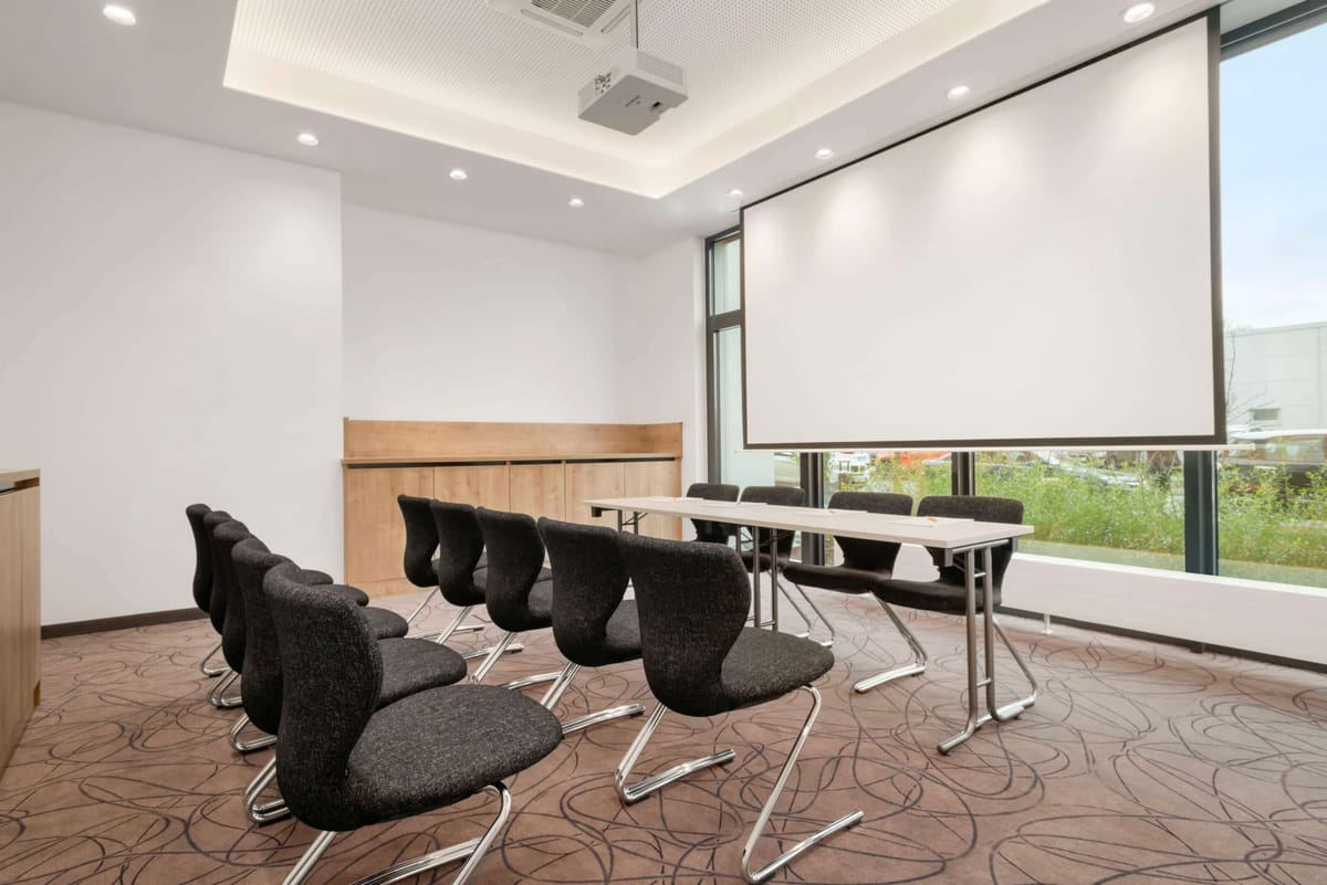 Super 8 by Wyndham Munich City North — 5