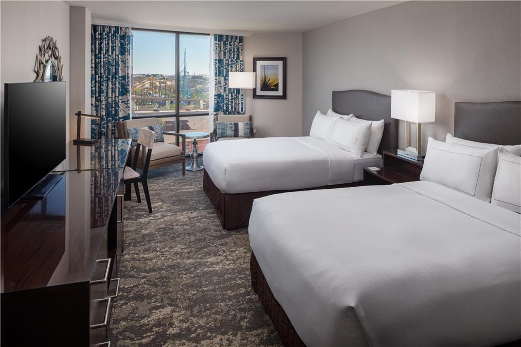 Hilton Arlington — 3