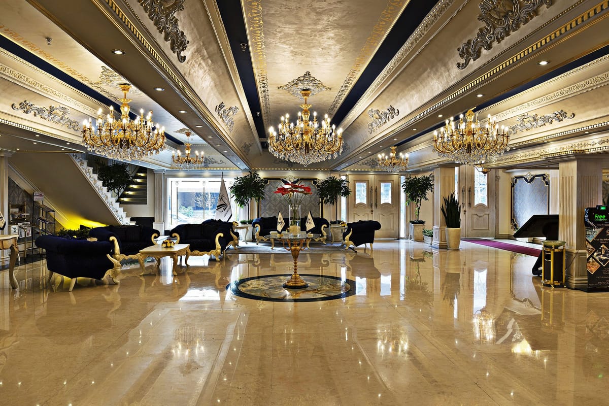Simorgh Hotel