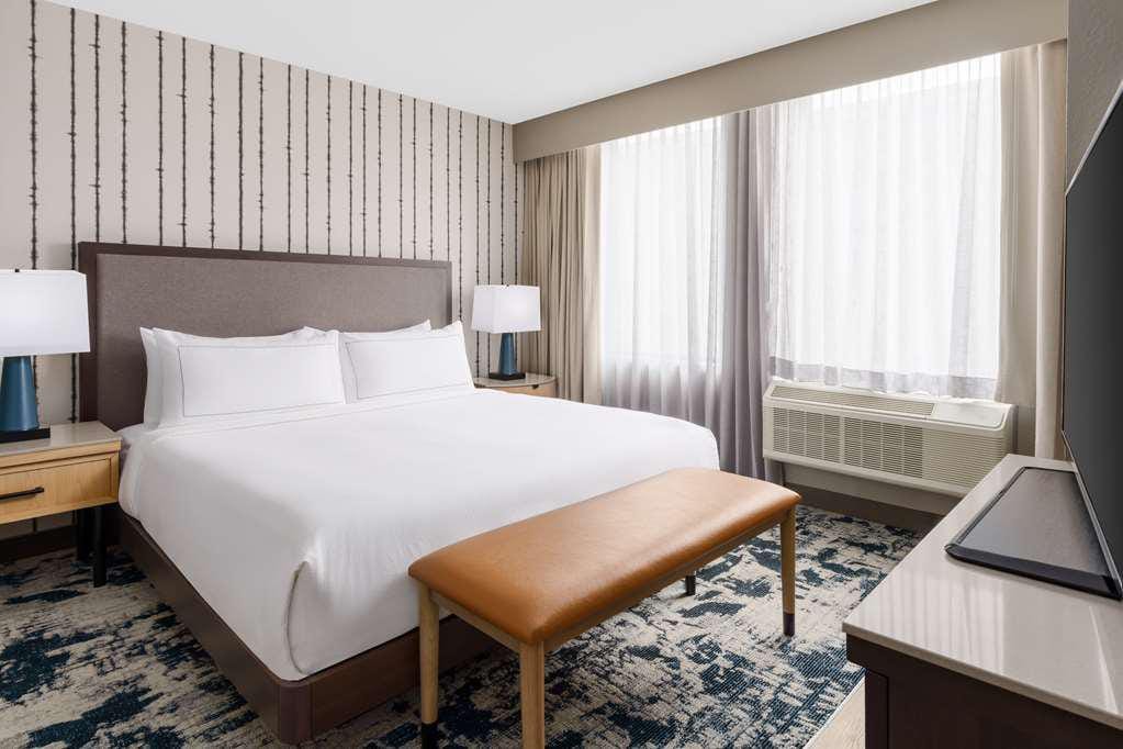 DoubleTree by Hilton Charlotte City Center — 3