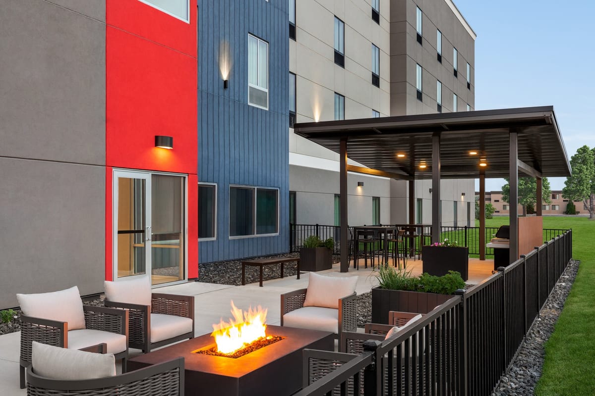 avid hotel Bellefonte by IHG
