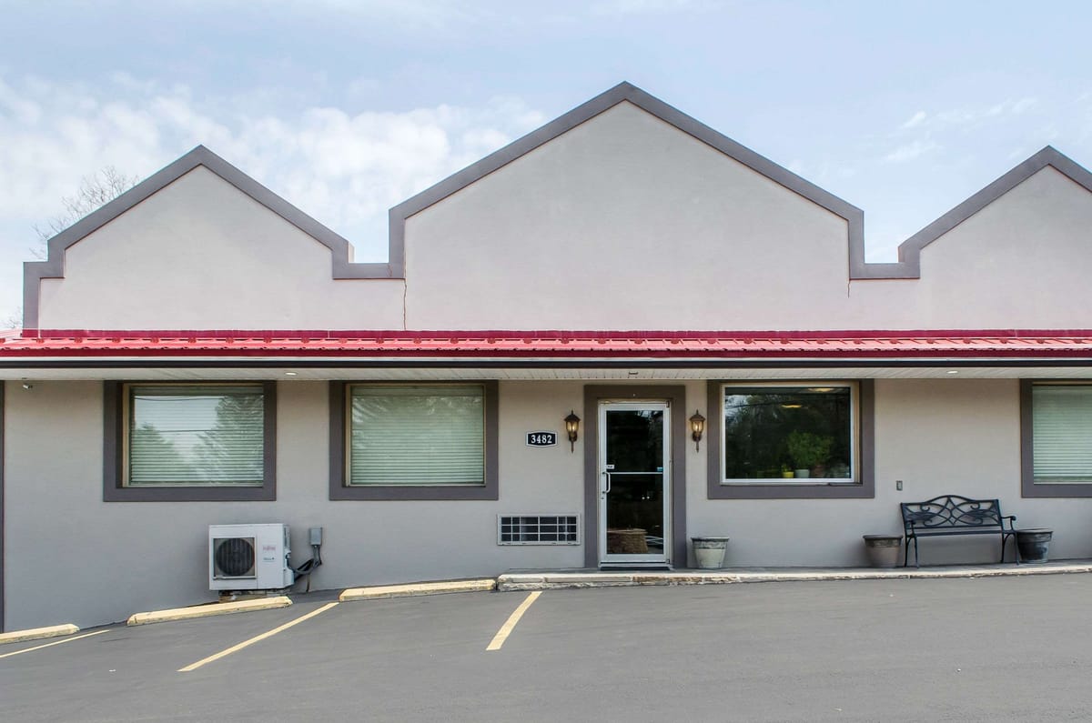 Econo Lodge Bellefonte I-99 — 2