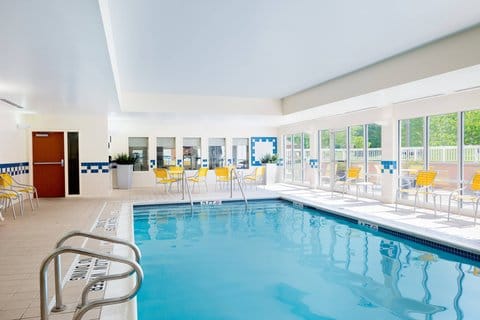 Fairfield by Marriott Inn & Suites State College — 2