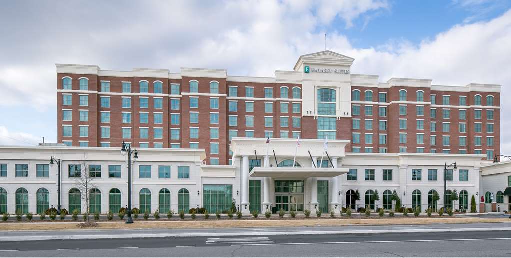 Embassy Suites by Hilton Tuscaloosa Alabama Downtown — 2