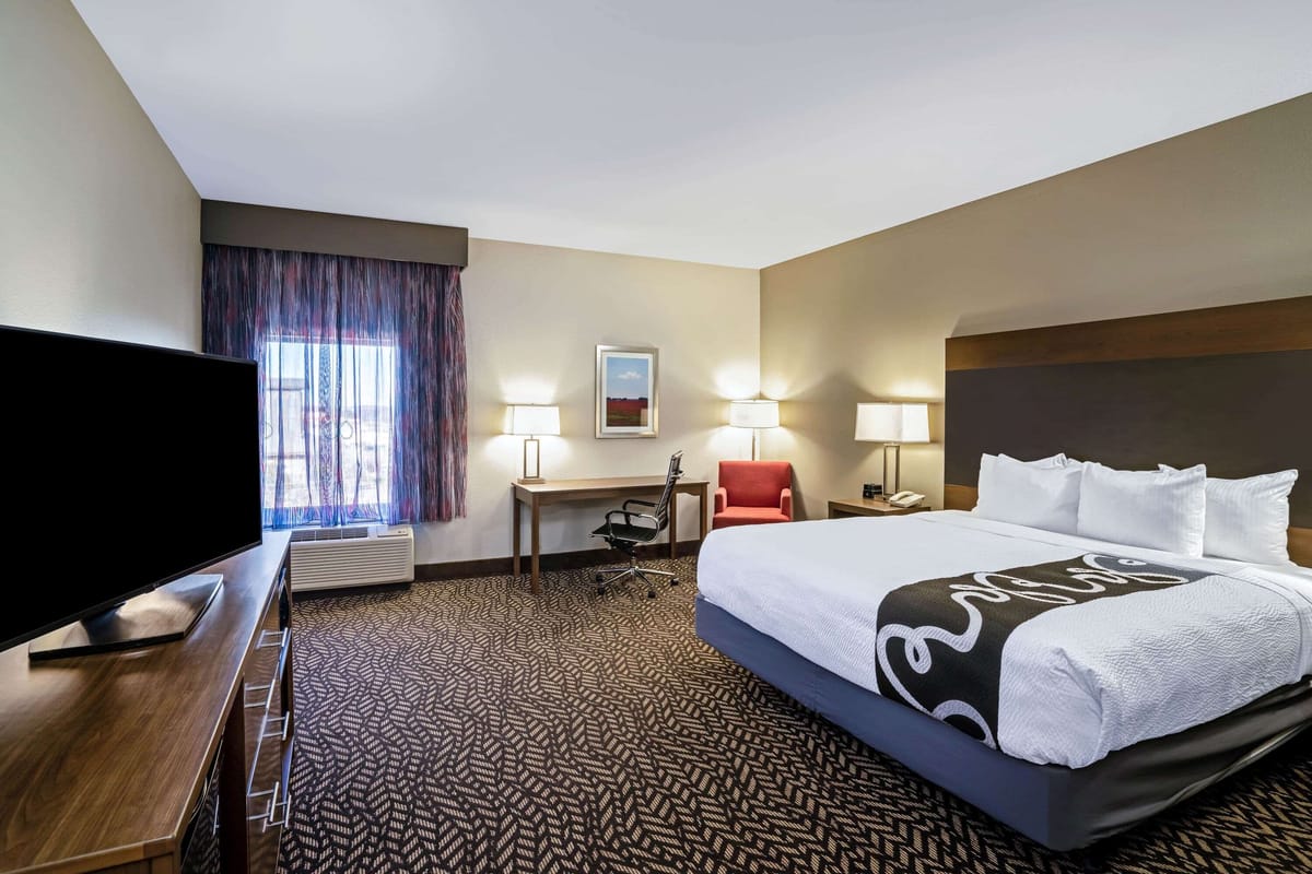 La Quinta Inn & Suites by Wyndham Tuscaloosa University — 2