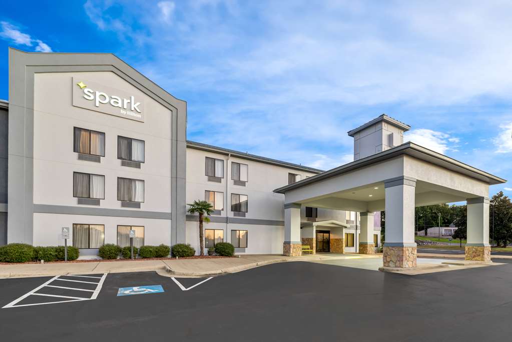Spark by Hilton Tuscaloosa University — 2