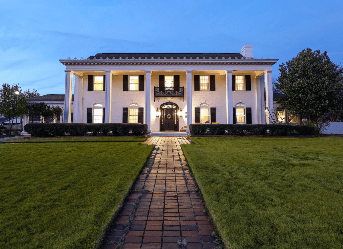 Wood Manor Guest House — 2