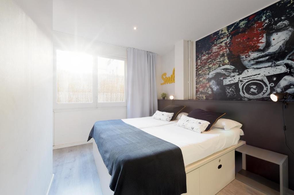 Free Hostels Barcelona — 3