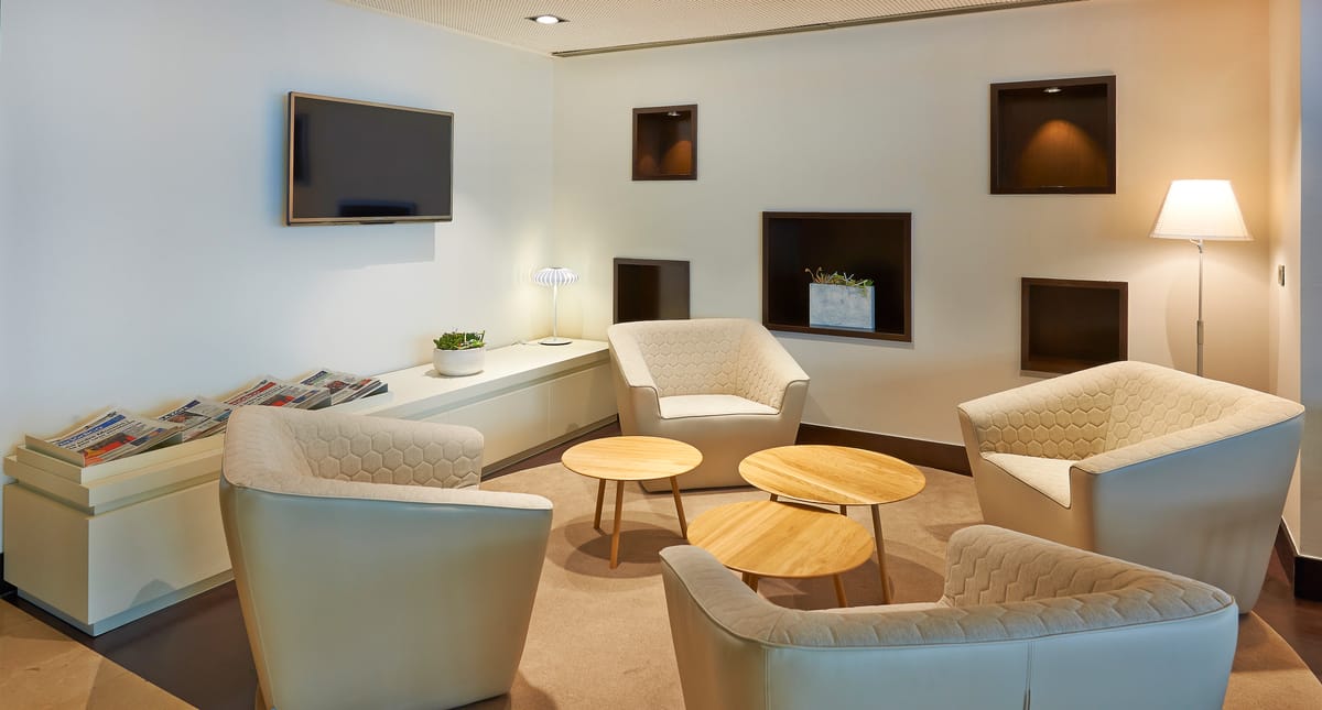Hotel NH Sants Barcelona — 2