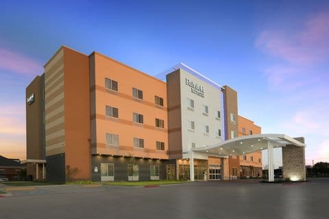 Fairfield by Marriott Inn & Suites Dallas East — 3