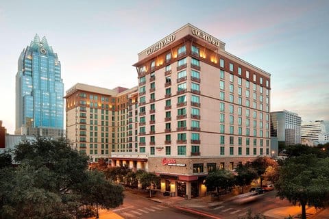 Courtyard by Marriott Austin Downtown/Convention Center — 3