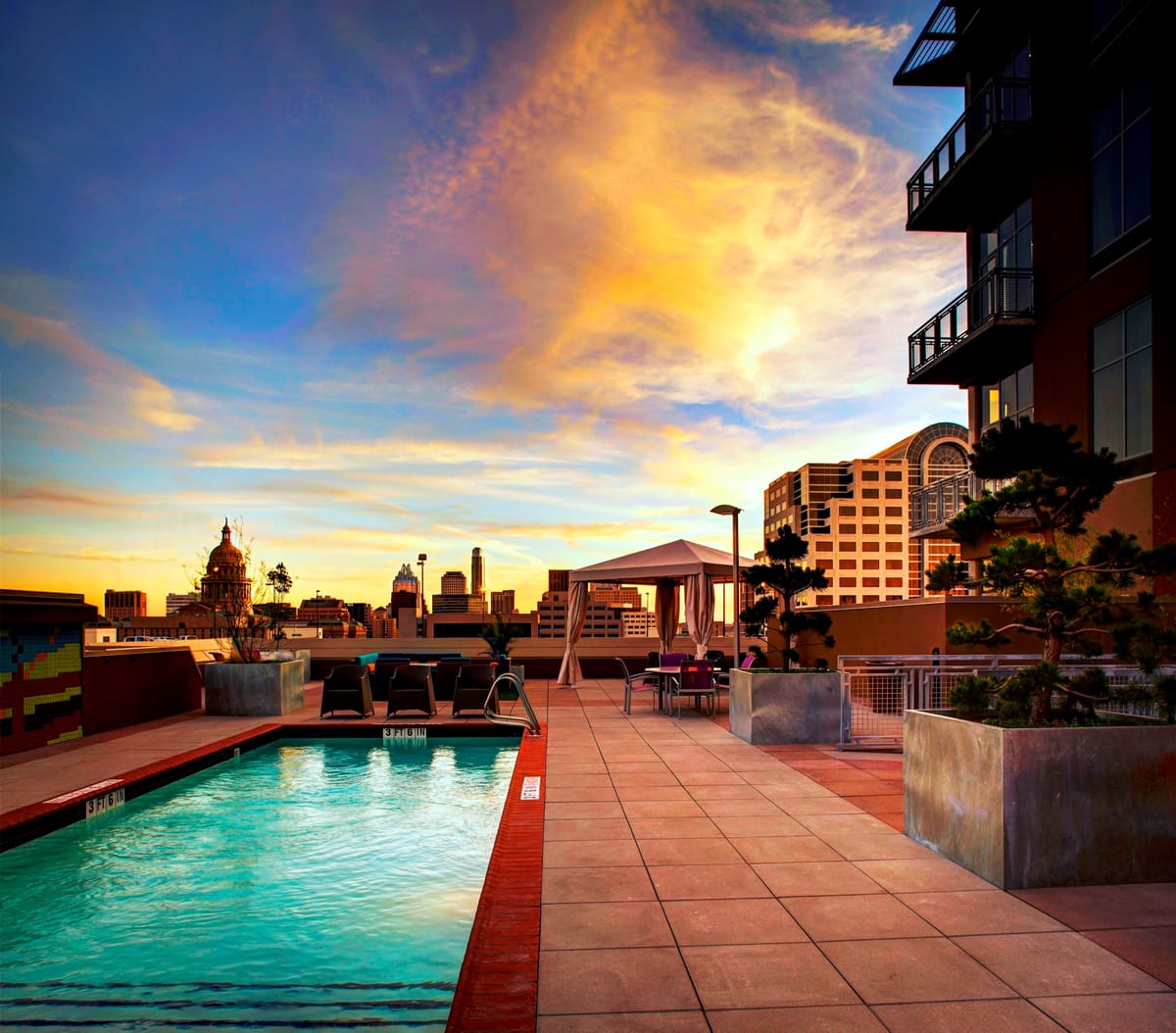 Hampton Inn & Suites Austin @ The University/Capitol