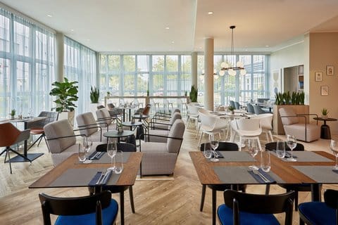Courtyard by Marriott Dortmund — 3