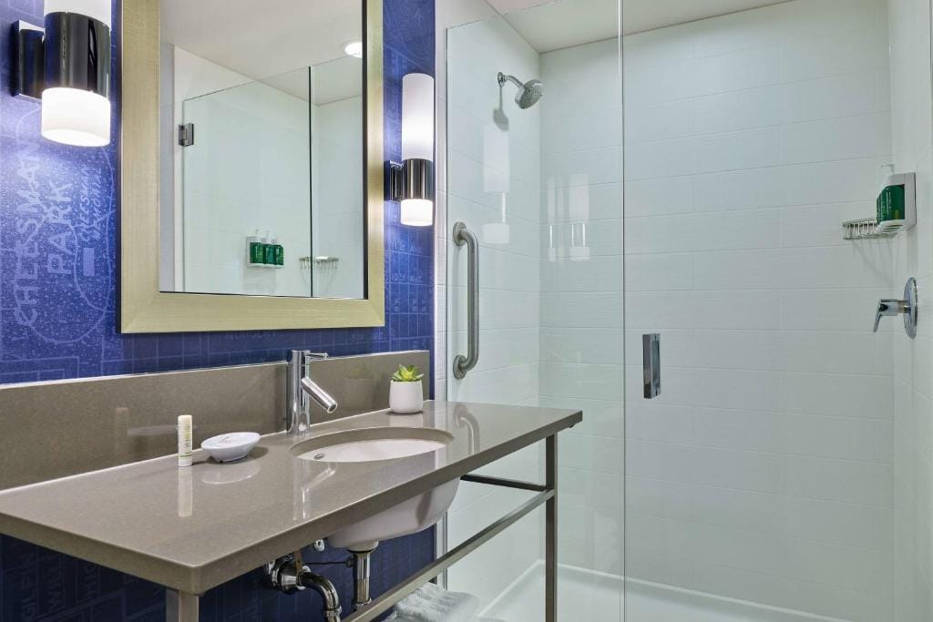 SpringHill Suites by Marriott Denver Downtown — 3