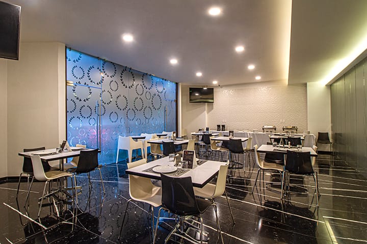 Hotel Boston Plaza — 3