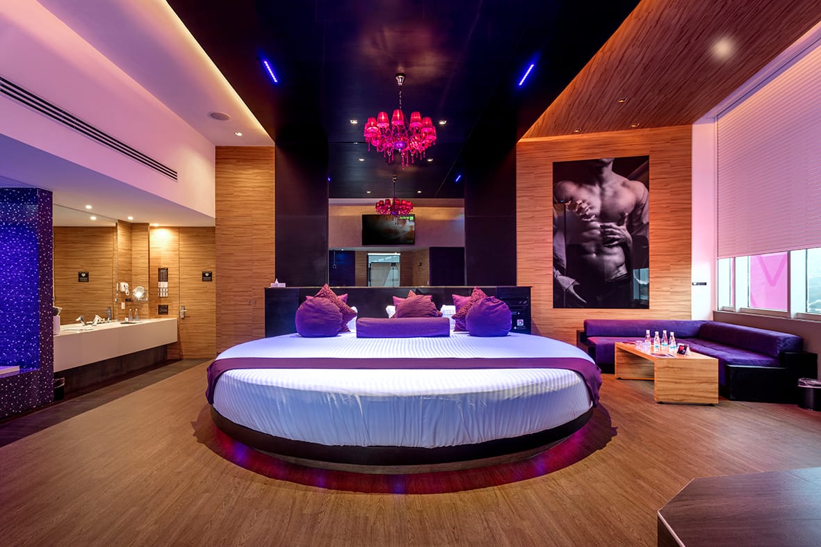 V Motel Boutique — 3