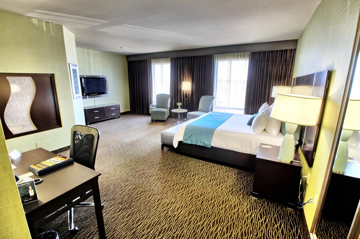 Riverwind Hotel — 3