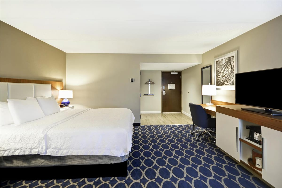 Hampton Inn Auburn — 2