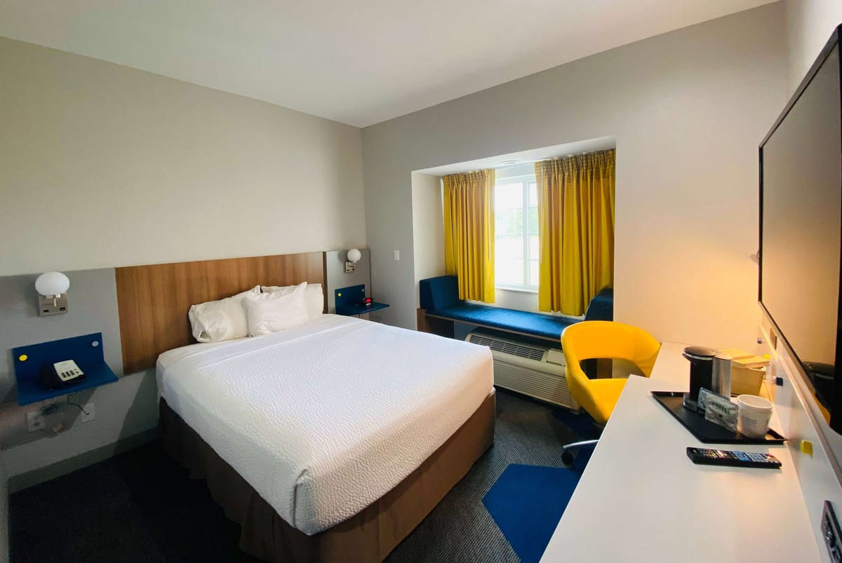 Microtel Inn & Suites by Wyndham Opelika — 3