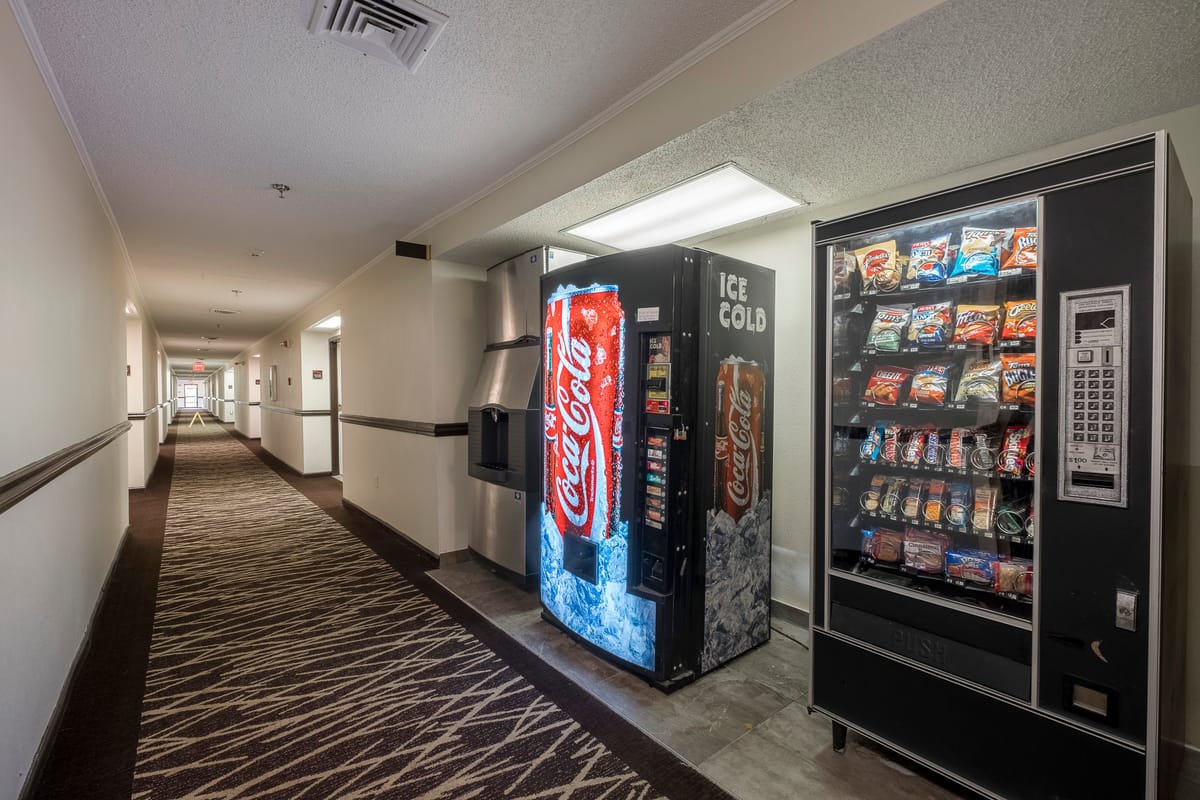 Red Roof PLUS+ & Suites Opelika — 3