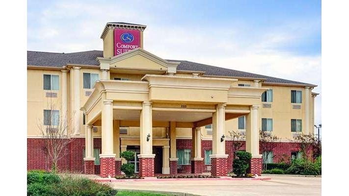 Comfort Suites Texas Ave. — 3