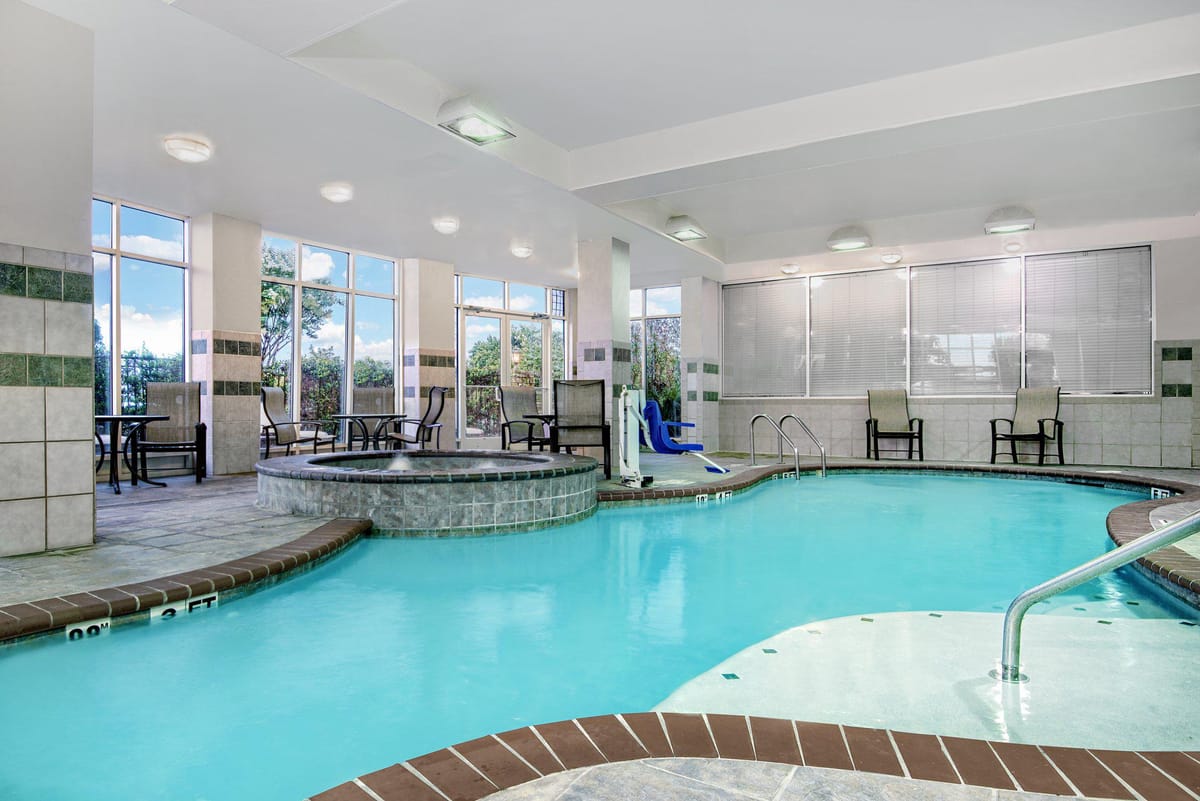 Holiday Inn & Suites College Station-Aggieland by IHG