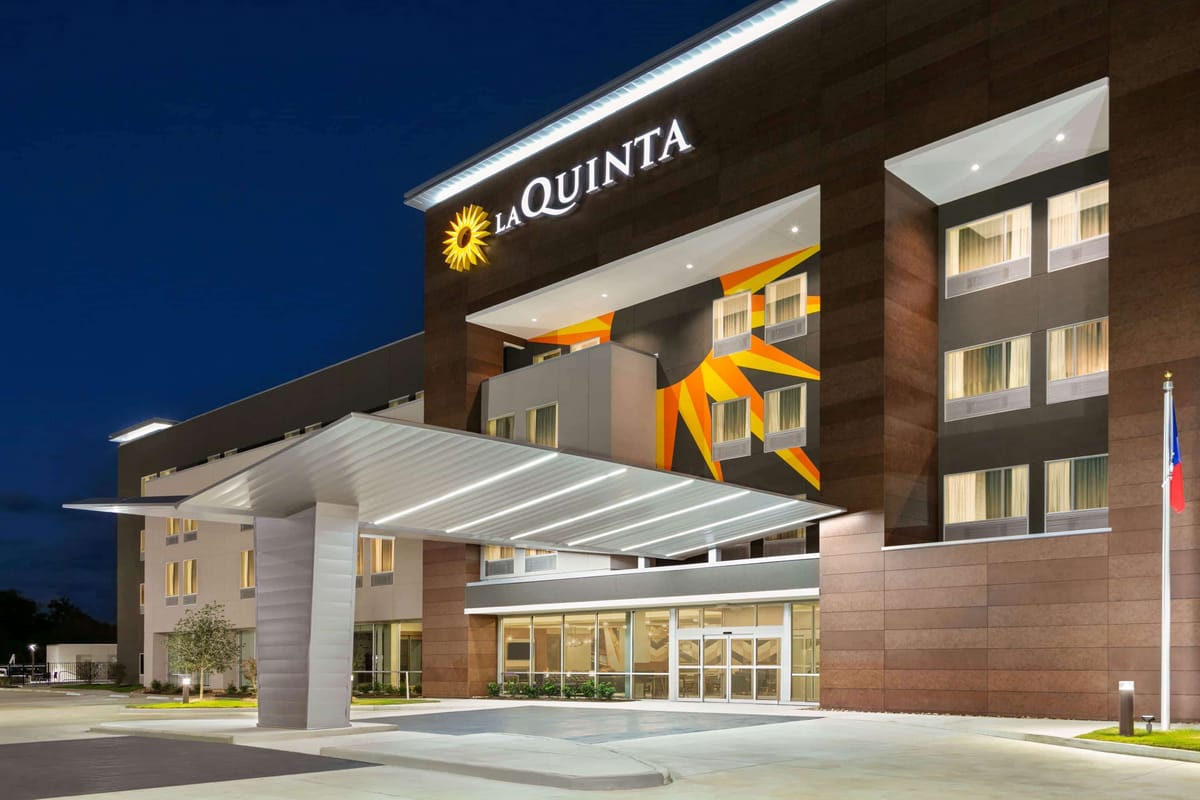 La Quinta Inn & Suites by Wyndham College Station North