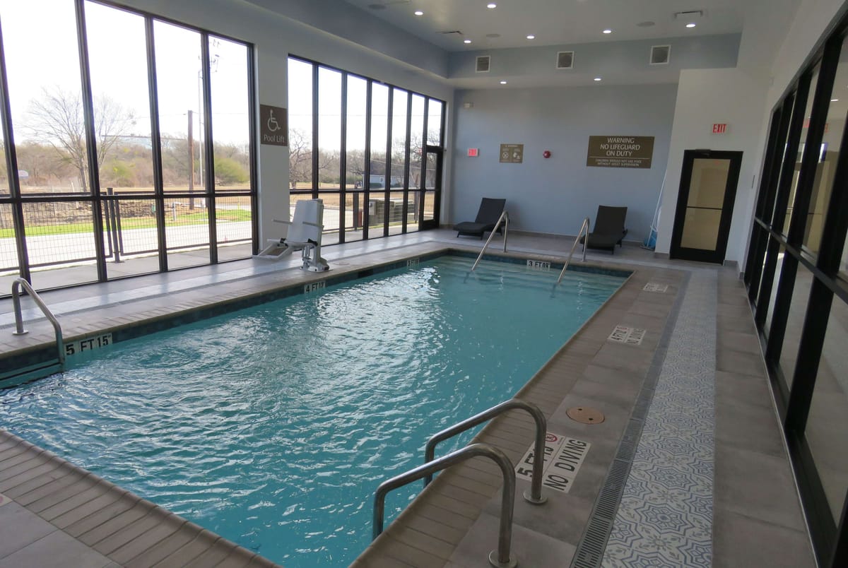 Wyndham Garden College Station — 3