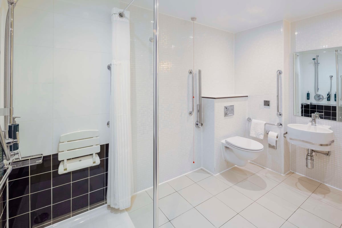 DoubleTree by Hilton Manchester - Piccadilly — 5