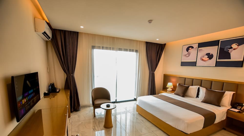 Hotel Everest RD CONGO