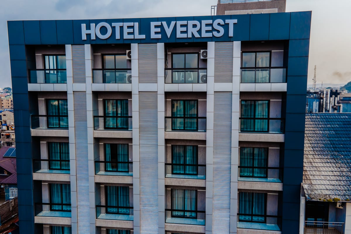 Hotel Everest RD CONGO — 3