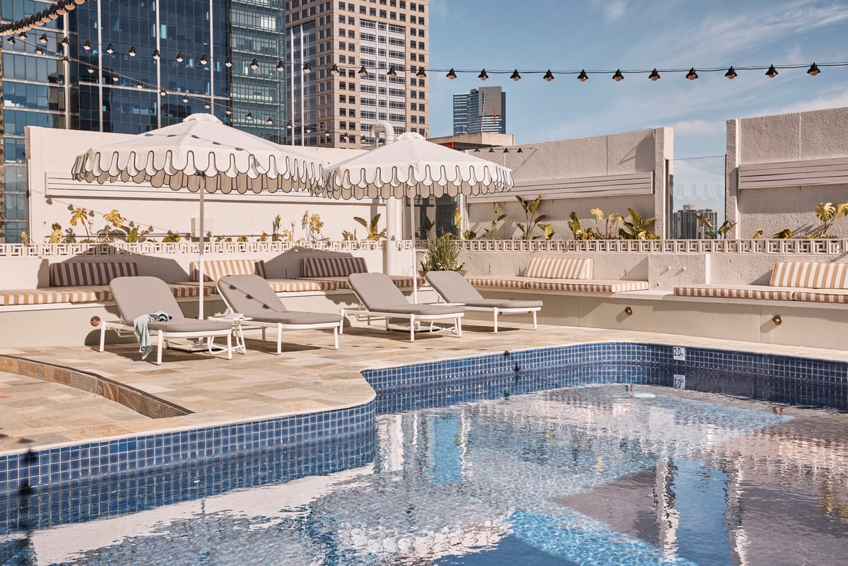Rydges Melbourne — 3