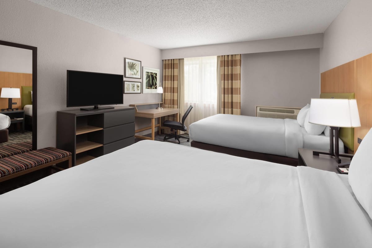 Wingate by Wyndham Lincoln Airport East I-80