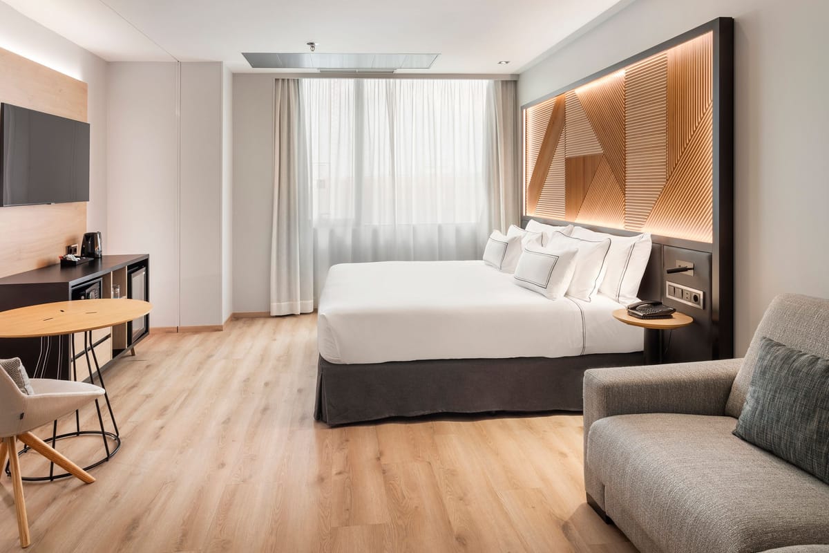 Meliá Avenida América — 2