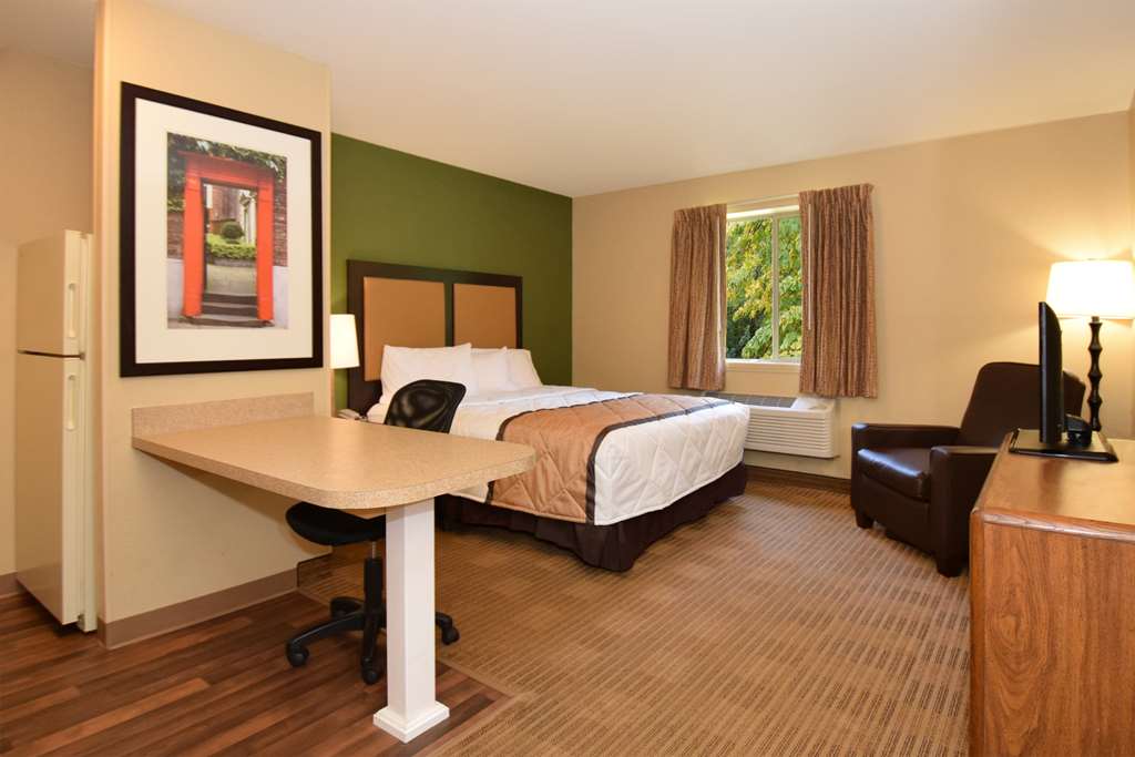 Extended Stay America Select Suites- Detroit - Ann Arbor - University South — 3