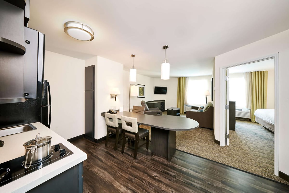 Sonesta Simply Suites Detroit Ann Arbor University