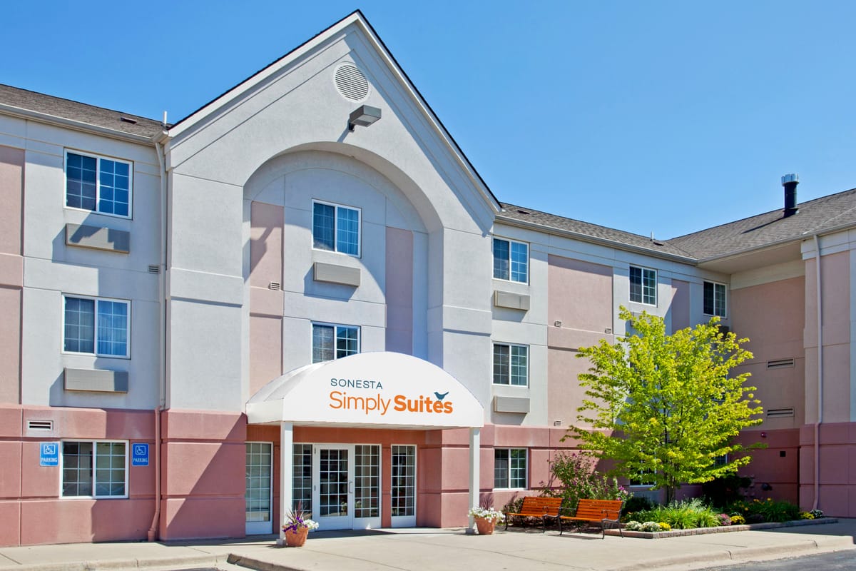 Sonesta Simply Suites Detroit Ann Arbor University — 3