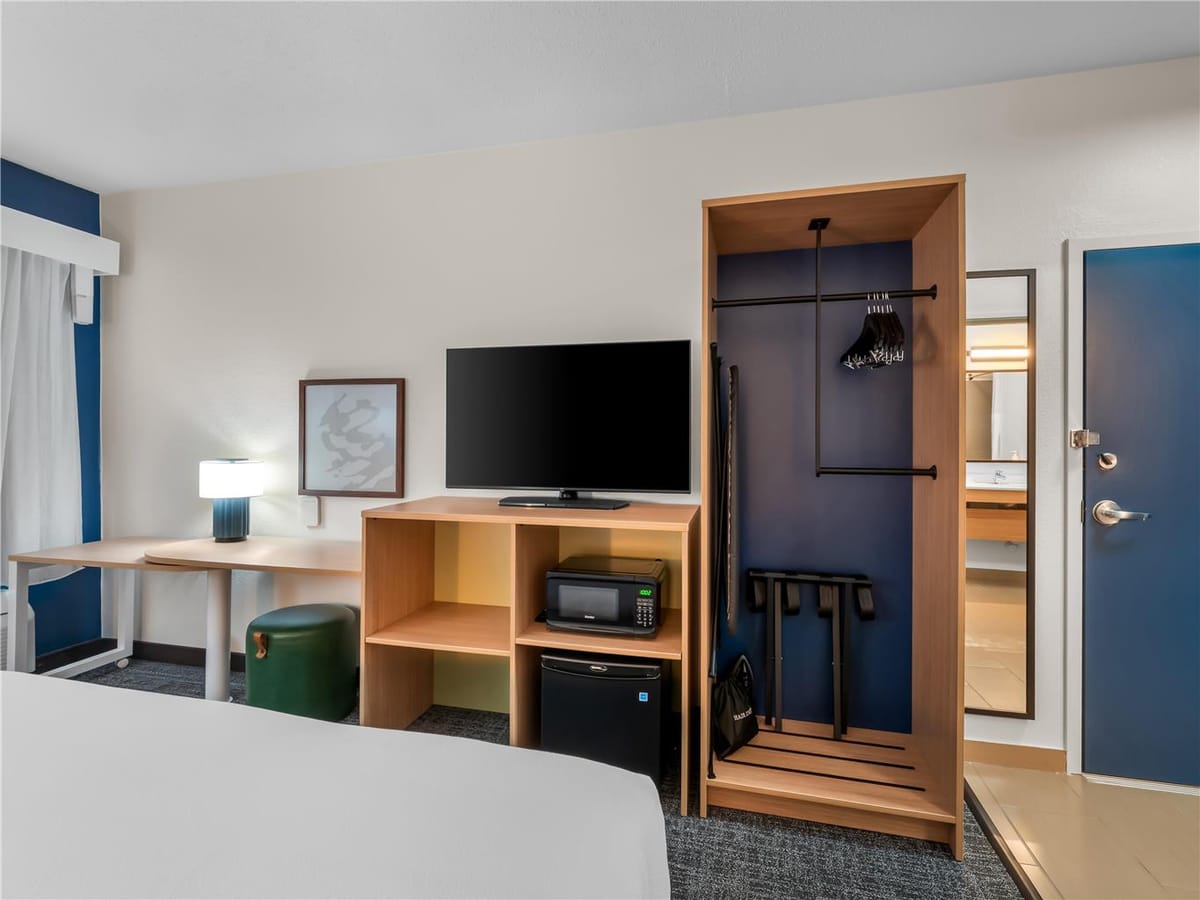 Spark by Hilton Ann Arbor South