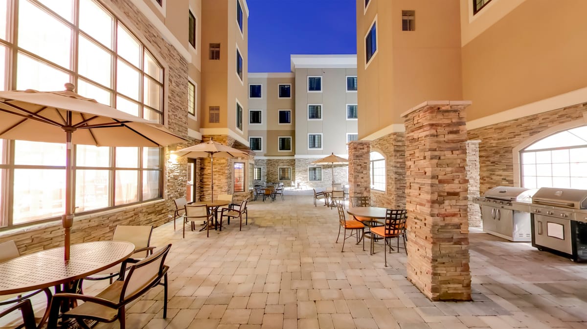 Staybridge Suites Ann Arbor- Univ. of Michigan