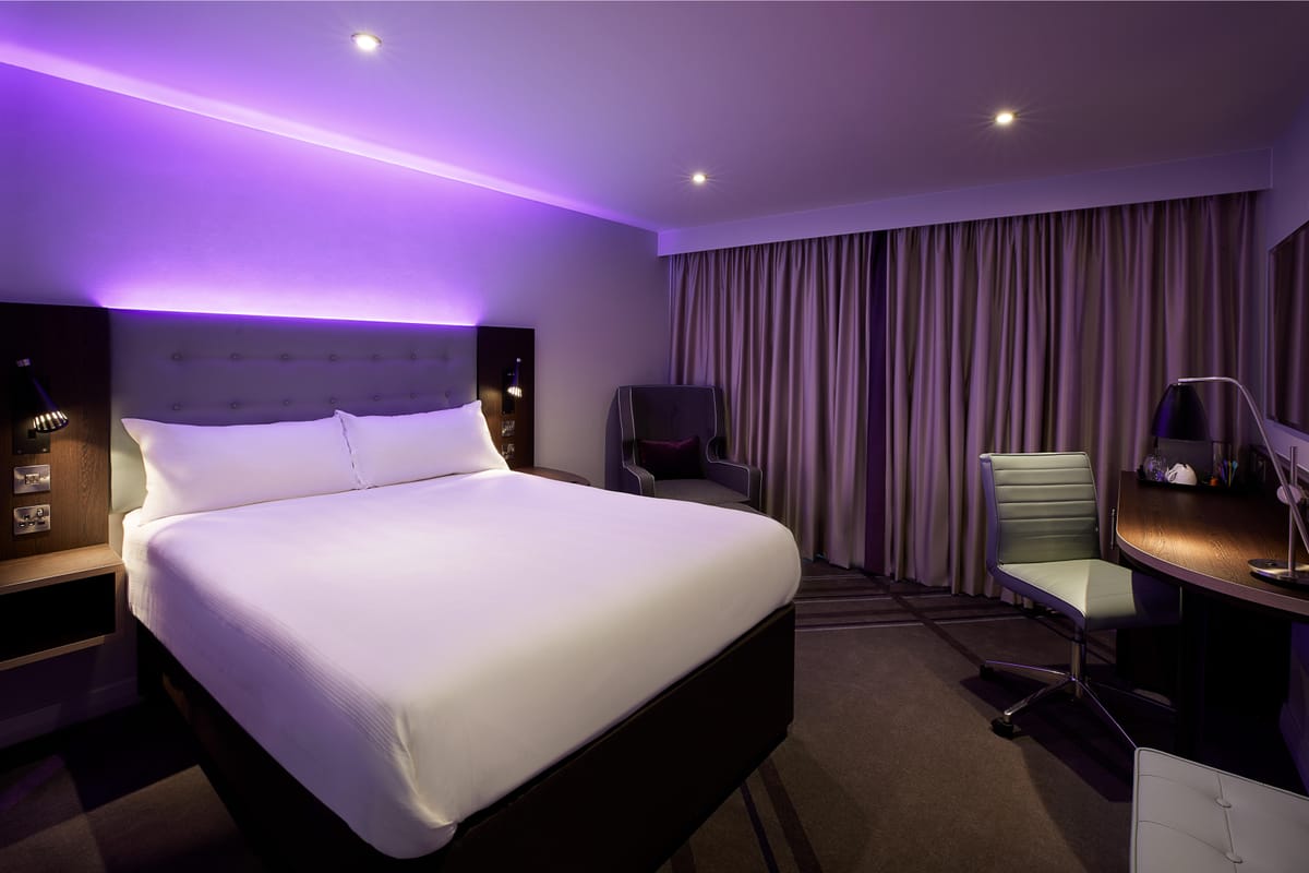 Premier Inn Cardiff City South hotel