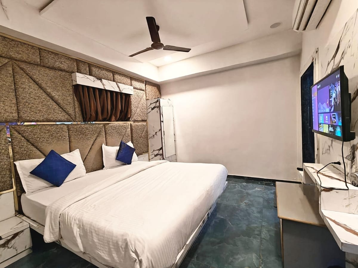 Hotel Karnavati - Motera Ahmedabad