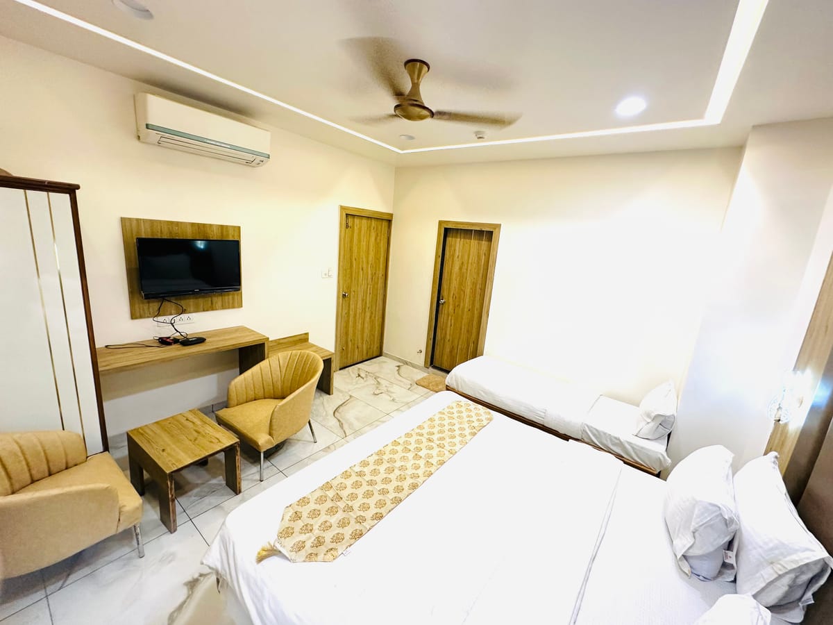 Hotel Kings Residency