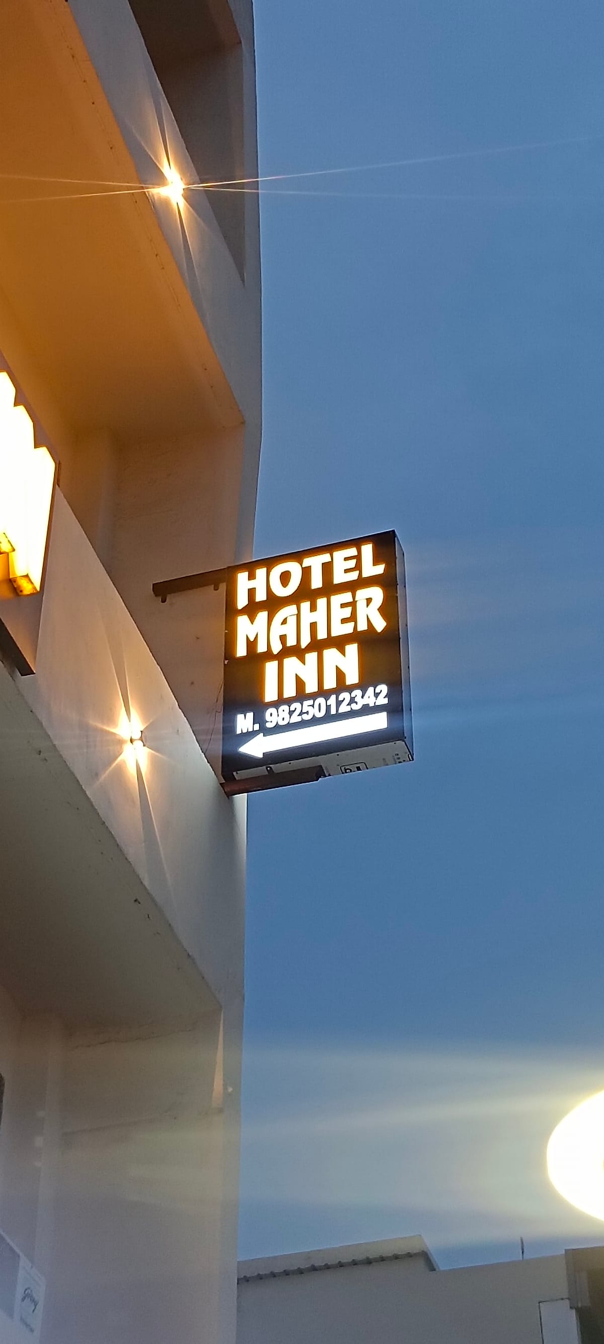 hotel maher inn — 2