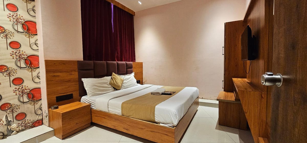 Hotel Pacific view — 3