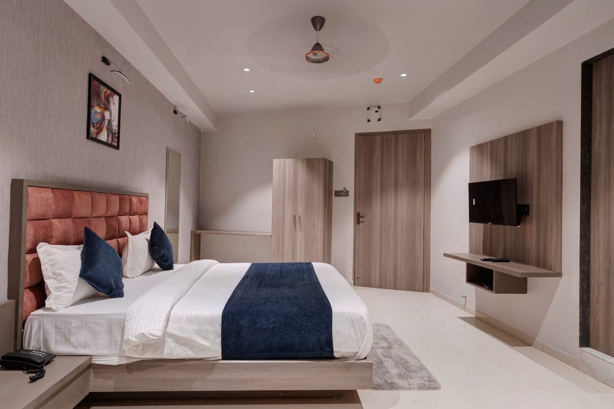 Hotel Sparsh Divine