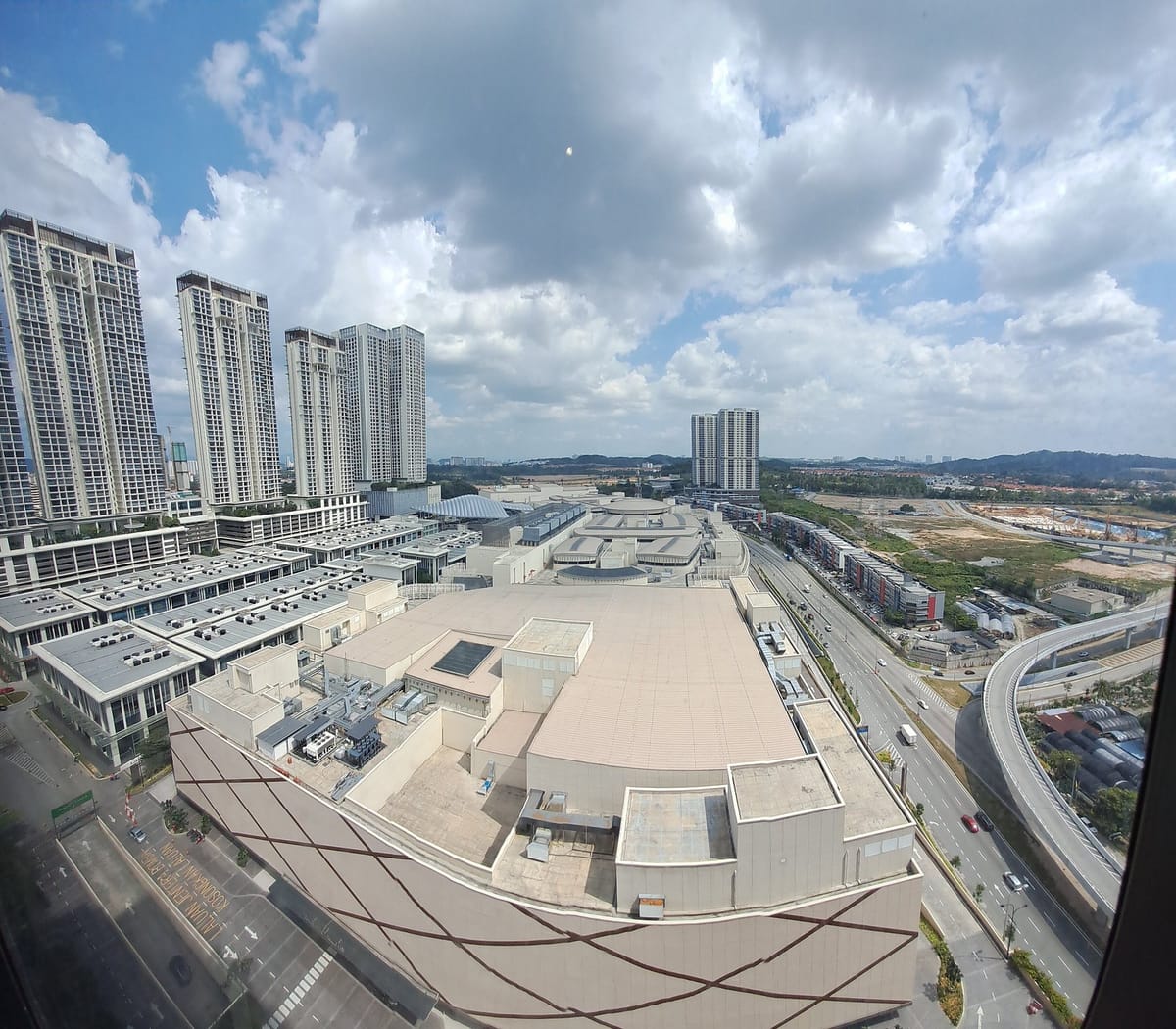 Revo Homestay Kuala Lumpur Bukit Jalil — 2