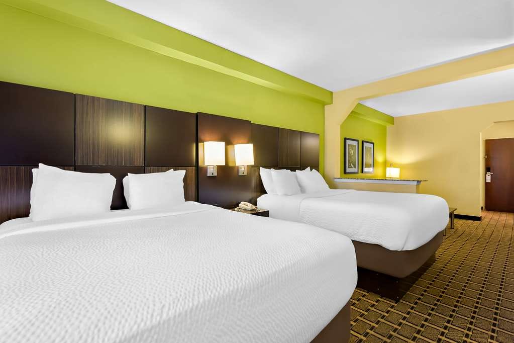 Best Western Knoxville Suites - Downtown — 2