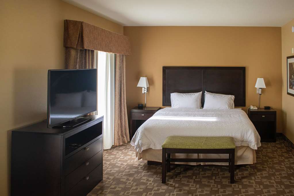 Hampton Inn & Suites-Knoxville/North I-75 — 3